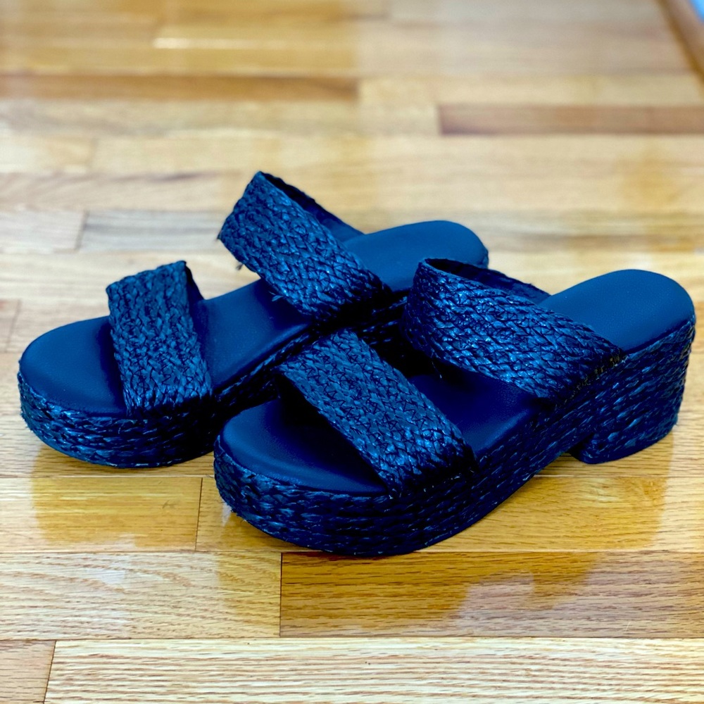Matisse black platform sandals Ocean Avenue